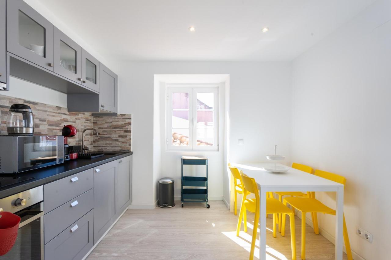 Flh Ajuda Modern Apartment Lisbon Luaran gambar
